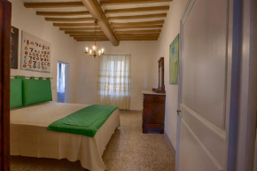 Hotels in Lorenzana